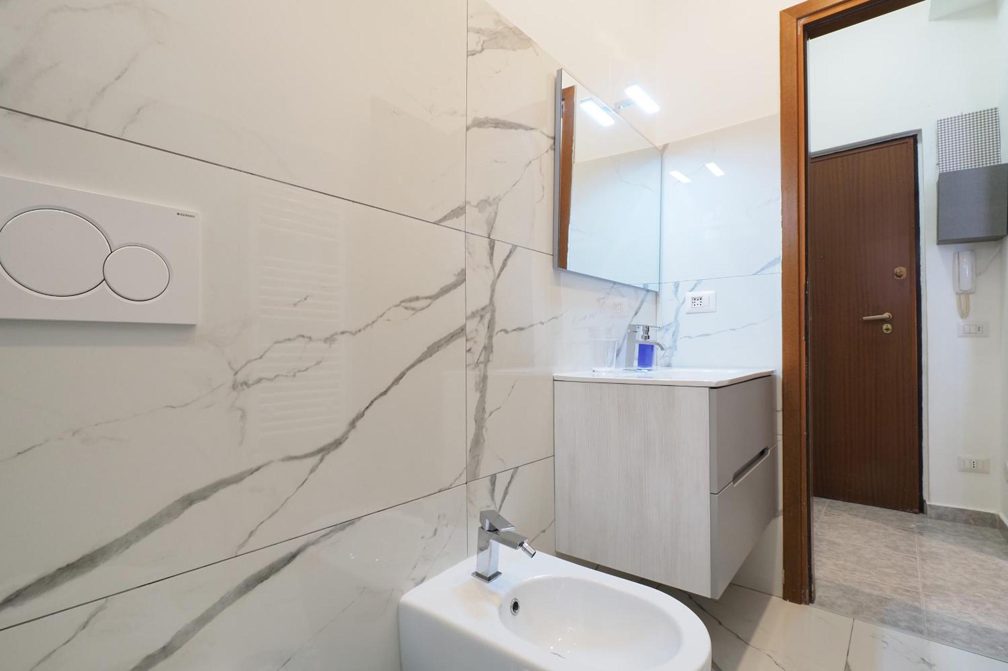 Primopiano - Astesani Apartment Milan Bagian luar foto