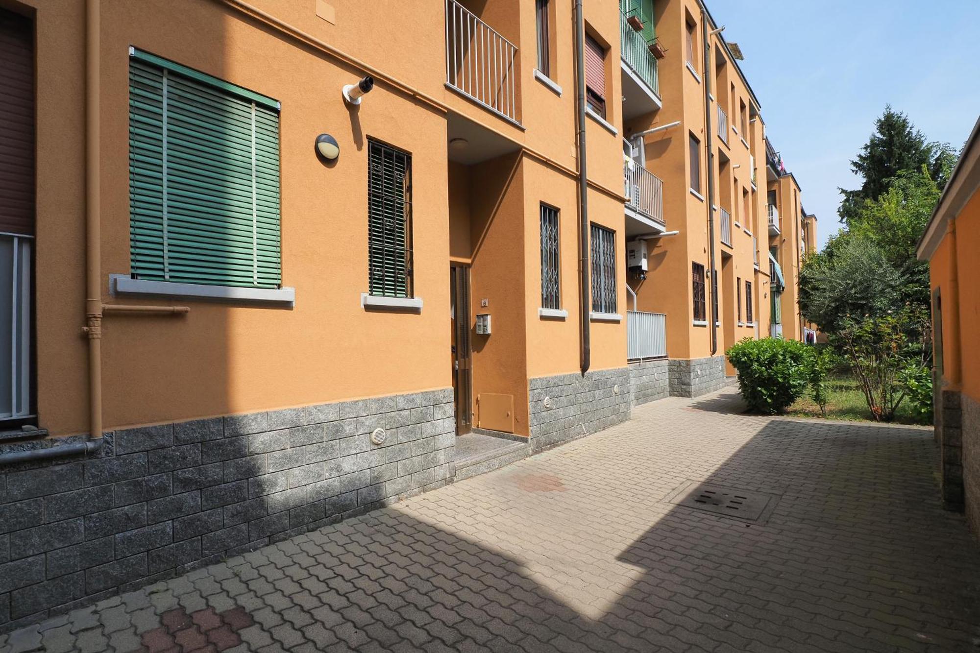 Primopiano - Astesani Apartment Milan Bagian luar foto