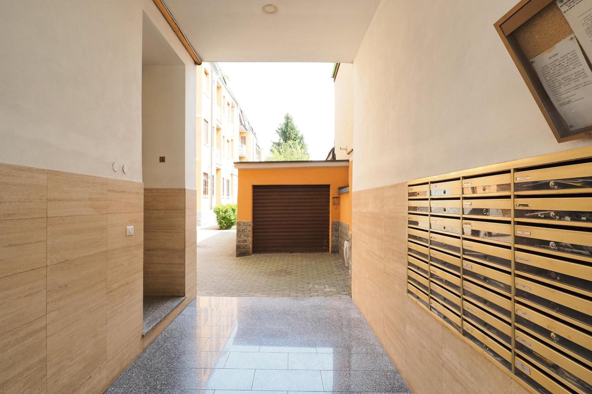 Primopiano - Astesani Apartment Milan Bagian luar foto