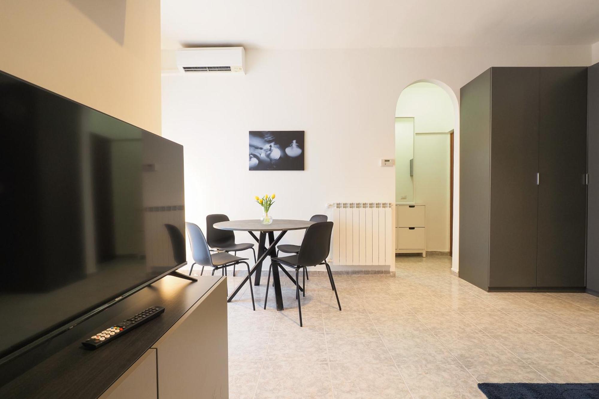 Primopiano - Astesani Apartment Milan Bagian luar foto